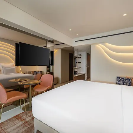 Resort Isla Brown Corinthia & Spa, Curio Collection By Hilton