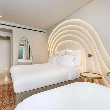 Isla Brown Corinthia & Spa, Curio Collection By Hilton Resort Agioi Theodoroi