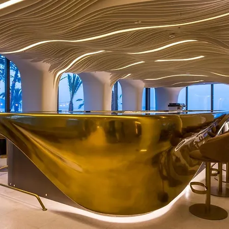 Isla Brown Corinthia & Spa, Curio Collection By Hilton 5* 圣塞多罗伊