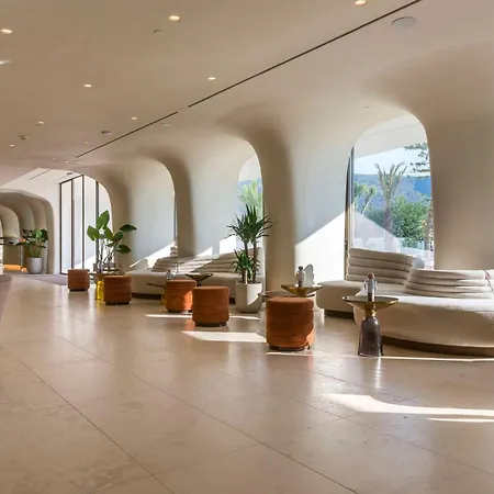 Isla Brown Corinthia & Spa, Curio Collection By Hilton Agii Theodori