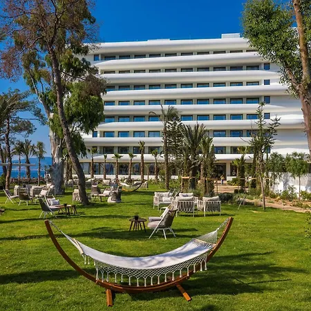 Isla Brown Corinthia & Spa, Curio Collection By Hilton Semesteranläggning (resort) Agioi Theodoroi (Corinthia)