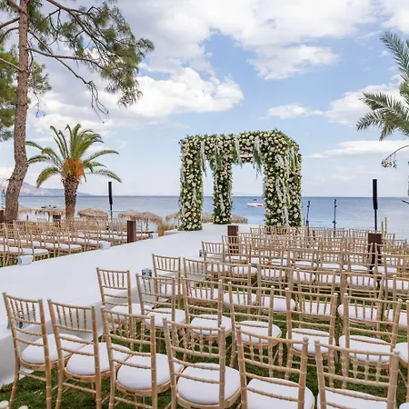 Resort Isla Brown Corinthia & Spa, Curio Collection By Hilton 5*