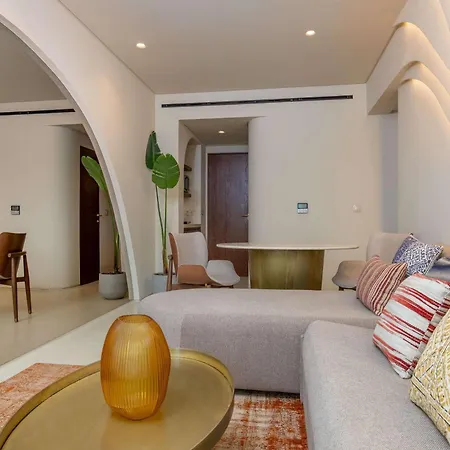 Isla Brown Corinthia & Spa, Curio Collection By Hilton Agioi Theodoroi (Corinthia)