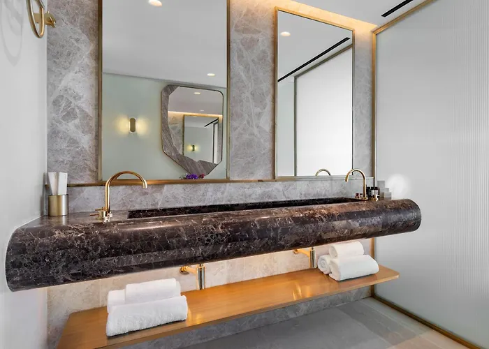 Isla Brown Corinthia & Spa, Curio Collection By Hilton Resort