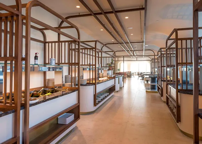 Isla Brown Corinthia & Spa, Curio Collection By Hilton Agioi Theodoroi (Corinthia)