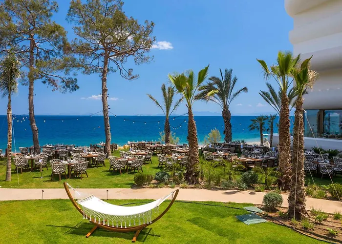 Isla Brown Corinthia & Spa, Curio Collection By Hilton أغيوي ثيودوروي