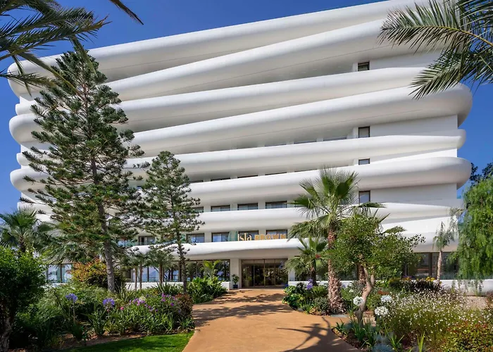 Isla Brown Corinthia & Spa, Curio Collection By Hilton Üdülőközpont Ájoi Theódori