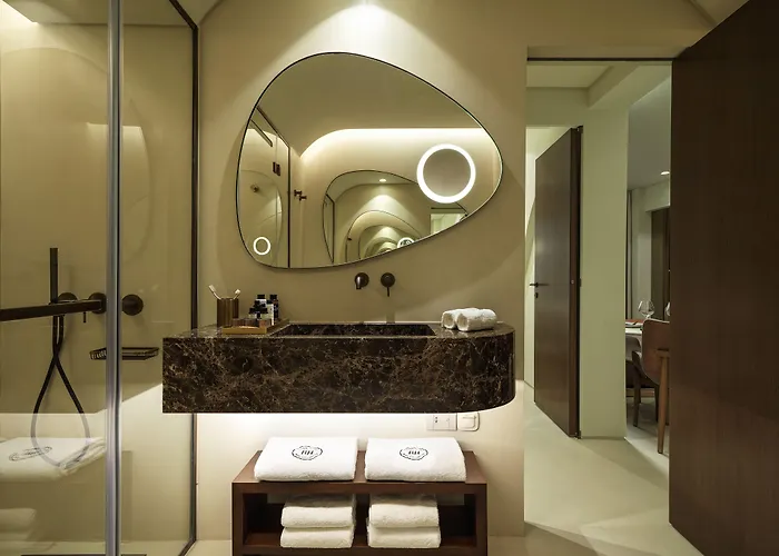 Isla Brown Corinthia & Spa, Curio Collection By Hilton أغيوي ثيودوروي